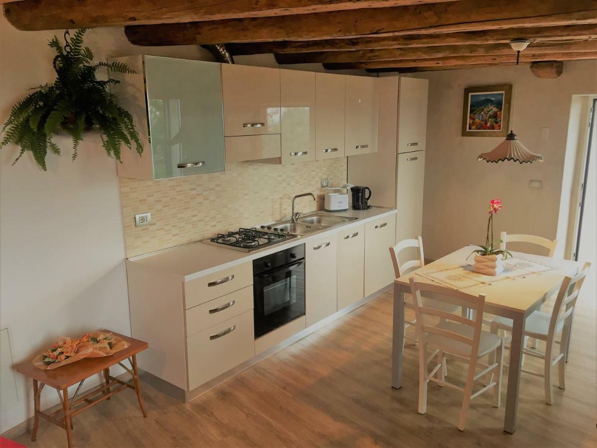 Ferienwohnung La Casa Nel Bosco Malcesine Exterior foto