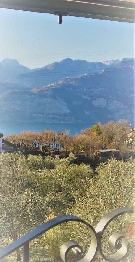 Ferienwohnung La Casa Nel Bosco Malcesine Exterior foto