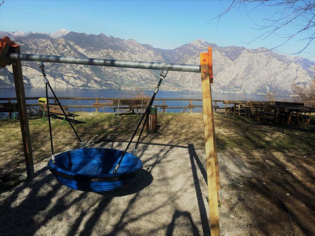 Ferienwohnung La Casa Nel Bosco Malcesine Exterior foto